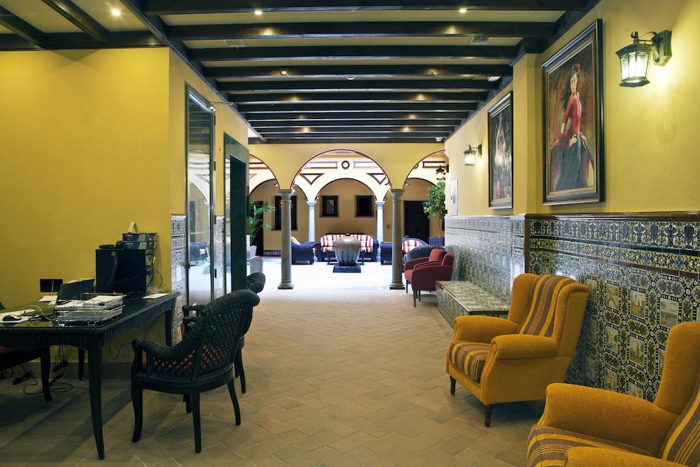 Itaca Hotel 3*